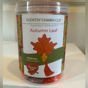Scentsy Autumn Leaf Charm Clip in Red and Yellow